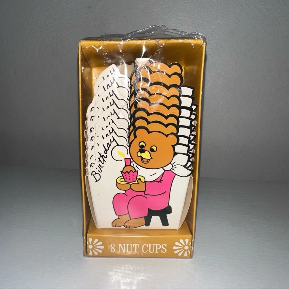 Vintage Bear Party Nut Cups in Gold, Pink & White
